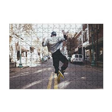 Cakapuzzle Boş Caddede HipHop Genç 120 Parça Ahşap Puzzle