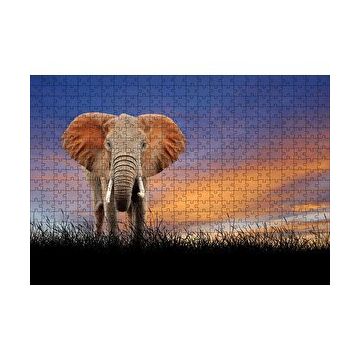 Cakapuzzle Çayırdaki Yetişkin Fil ve Kızıl Gökler 120 Parça Ahşap Puzzle