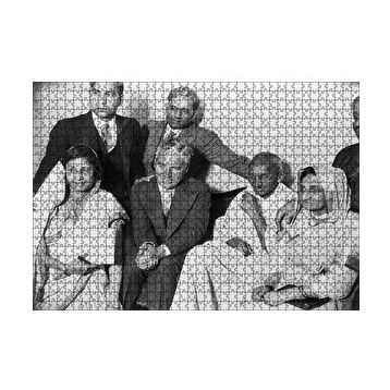 Cakapuzzle Charlie Chaplin ve Gandhi 120 Parça Ahşap Puzzle