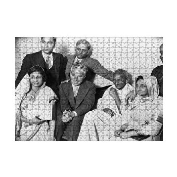 Cakapuzzle Charlie Chaplin ve Gandhi 120 Parça Ahşap Puzzle