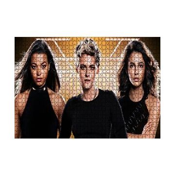 Cakapuzzle Charlienin Melekleri Yakın Plan 120 Parça Ahşap Puzzle