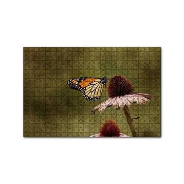 Cakapuzzle Çiçek Üzerindeki Muhteşem Kelebek 120 Parça Ahşap Puzzle