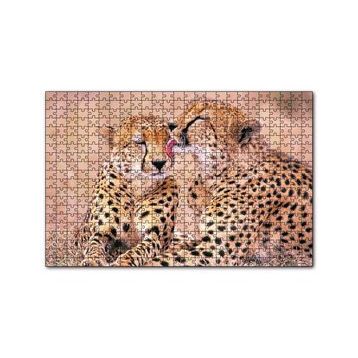 Cakapuzzle Çita Ailesi Temizleniyor 120 Parça Ahşap Puzzle