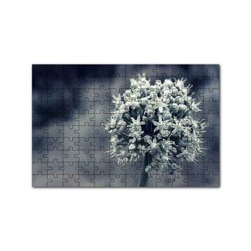 Cakapuzzle Dal ve Tomurcuk Şeklinde Çiçek Siyah Beyaz 120 Parça Ahşap Puzzle