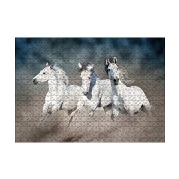 Cakapuzzle Doğada Koşan Üçlü Beyaz Atlar Görseli 120 Parça Ahşap Puzzle