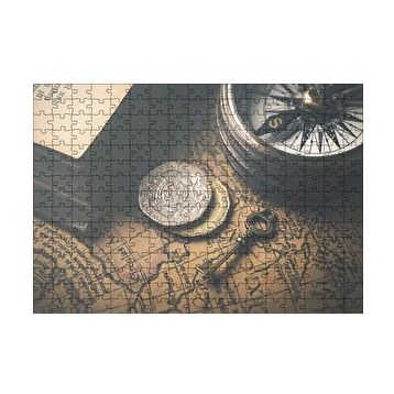 Cakapuzzle Eski Harita Pusula Anahtar ve Demir Paralar 120 Parça Ahşap Puzzle