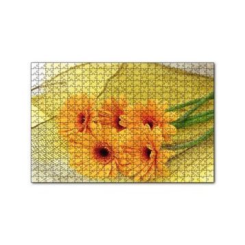 Cakapuzzle File Üzerinde Turuncu Papatya Demeti Görseli 120 Parça Ahşap Puzzle