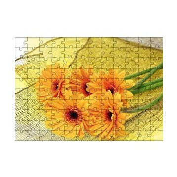 Cakapuzzle File Üzerinde Turuncu Papatya Demeti Görseli 120 Parça Ahşap Puzzle