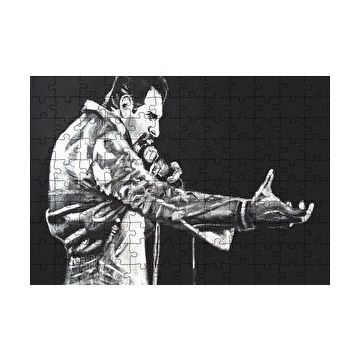 Cakapuzzle Freddie Mercury Siyah Beyaz Görsel 120 Parça Ahşap Puzzle