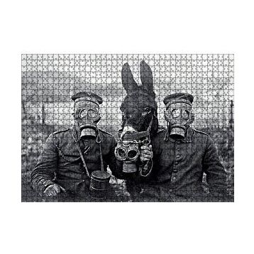 Cakapuzzle Gaz Maskeli Askerler ve Eşek SB 120 Parça Ahşap Puzzle