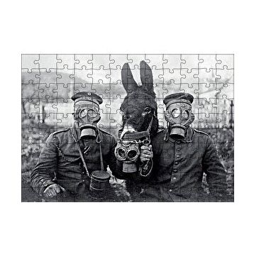 Cakapuzzle Gaz Maskeli Askerler ve Eşek SB 120 Parça Ahşap Puzzle
