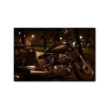 Cakapuzzle Gece Işıkları Altında Siyah Chopper Motorsiklet 255 Parça Puzzle