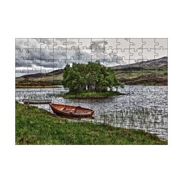 Cakapuzzle Gölde Sandallar Tepeler ve Bulutlu Gökler 120 Parça Ahşap Puzzle