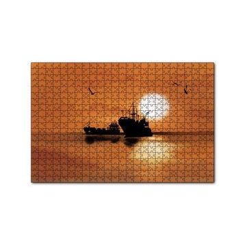 Cakapuzzle Günbatımında Balıkçı Tekneleri ve Martılar 120 Parça Ahşap Puzzle