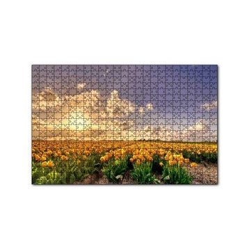 Cakapuzzle Günbatımında Bulutlar ve Sarı Laleler 120 Parça Ahşap Puzzle