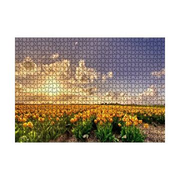 Cakapuzzle Günbatımında Bulutlar ve Sarı Laleler 120 Parça Ahşap Puzzle