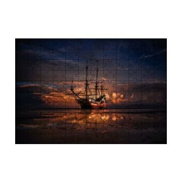 Cakapuzzle Günbatımında Dev Kalyon ve Kızıl Mor Bulutlar 120 Parça Ahşap Puzzle