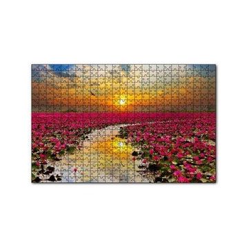 Cakapuzzle Günbatımında Gölde Pembe Çiçekler 120 Parça Ahşap Puzzle