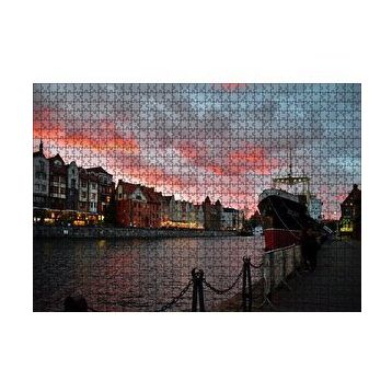 Cakapuzzle Günbatımında Kanal Binalar ve Gemi 120 Parça Ahşap Puzzle