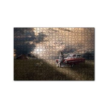 Cakapuzzle Günbatımında Kız Araba Kuzu ve Bulutlu Gökler 120 Parça Ahşap Puzzle