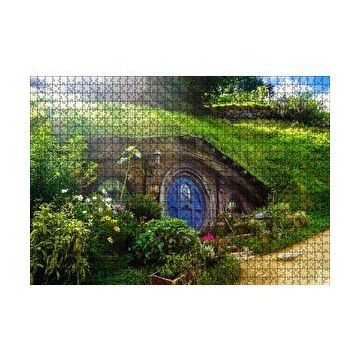 Cakapuzzle Hobbit Evi ve Bahçesi 120 Parça Ahşap Puzzle