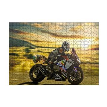 Cakapuzzle Honda Motosiklet Motosikletçi Görsel 120 Parça Ahşap Puzzle