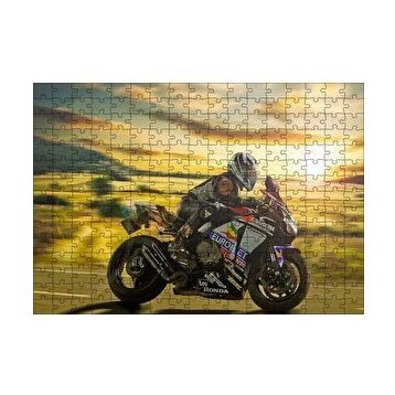 Cakapuzzle Honda Motosiklet Motosikletçi Görsel 120 Parça Ahşap Puzzle