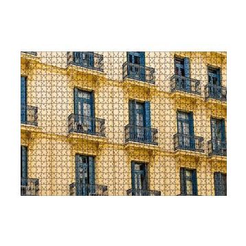 Cakapuzzle İspanyada Sarı Klasik Bina ve Balkonlar 120 Parça Ahşap Puzzle