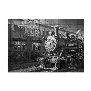 Cakapuzzle İstasyon ve Buharlı Tren Siyah Beyaz 120 Parça Ahşap Puzzle