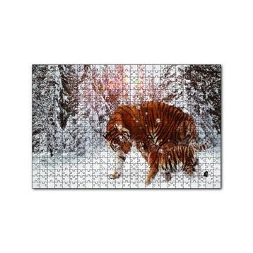 Cakapuzzle Kaplan ve Yavrusu Karda 120 Parça Ahşap Puzzle