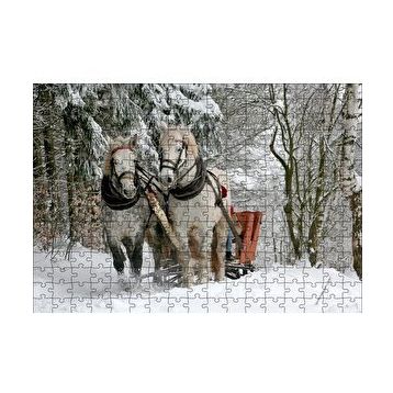 Cakapuzzle Karda Kızak Çeken Bir Çift At 255 Parça Puzzle
