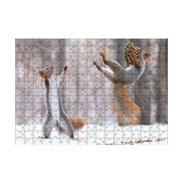 Cakapuzzle Karda Oynayan Sincaplar 120 Parça Ahşap Puzzle