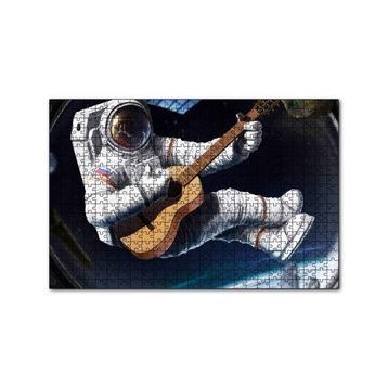 Cakapuzzle Klasik Gitar Çalan Astronot 120 Parça Puzzle