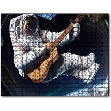 Cakapuzzle Klasik Gitar Çalan Astronot 120 Parça Puzzle
