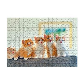 Cakapuzzle Koltukta Sarı Beyaz Yavru Kediler 120 Parça Ahşap Puzzle