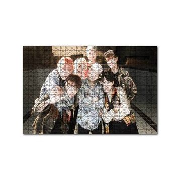 Cakapuzzle Kore Pop Grubu BTS Üyeleri 120 Parça Ahşap Puzzle
