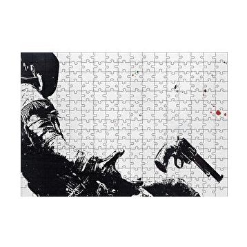 Cakapuzzle Kovboy Düşerken Yakın Detay Siyah Beyaz 255 Parça Puzzle