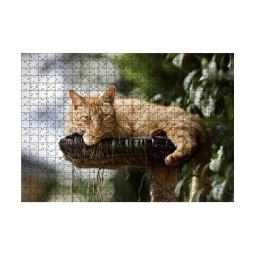 Cakapuzzle Kütüğün Üzerinde Miskinlik Eden Sarı Kedi 120 Parça Ahşap Puzzle