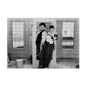 Cakapuzzle Laurel Hardy Tamirci Sahne 120 Parça Ahşap Puzzle