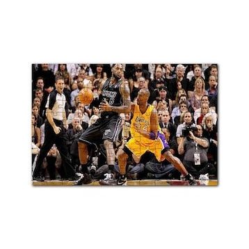 Cakapuzzle Lebron James Kobe Bryanta Karşı 120 Parça Ahşap Puzzle