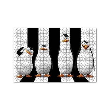 Cakapuzzle Madagaskar Penguenleri Siyah Beyaz Görseli 120 Parça Ahşap Puzzle