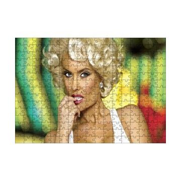 Cakapuzzle Marilyn Monroe Düşünceli 120 Parça Ahşap Puzzle