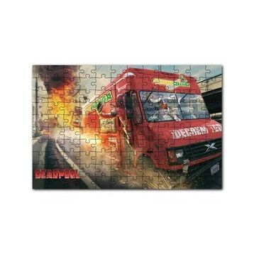 Cakapuzzle Marvel Deadpool ve Kırmızı Minibüs 120 Parça Ahşap Puzzle