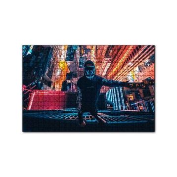 Cakapuzzle Neon Maskeli Adam ve Gökdelenler 120 Parça Ahşap Puzzle
