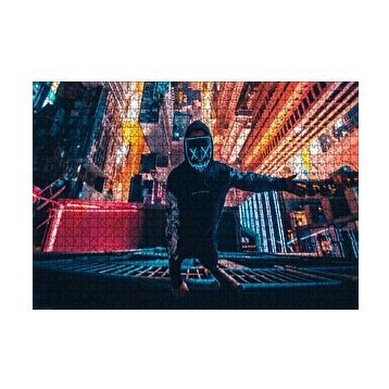 Cakapuzzle Neon Maskeli Adam ve Gökdelenler 120 Parça Ahşap Puzzle