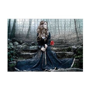 Cakapuzzle Ormanda Hüzünlü Güzel Kadın 120 Parça Ahşap Puzzle