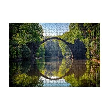 Cakapuzzle Ormandaki Kavisli Köprü ve Sudaki Aksi 120 Parça Ahşap Puzzle