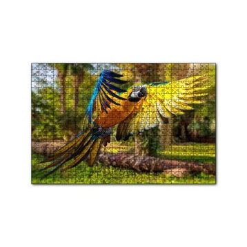 Cakapuzzle Papağan Mavi Turuncu Sarı Ormanda Uçuyor 120 Parça Ahşap Puzzle