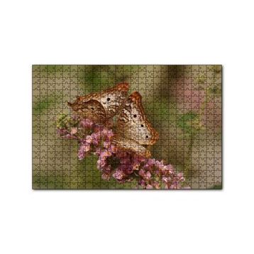 Cakapuzzle Pembe Çiçekler ve Bir Çift Kelebek 120 Parça Ahşap Puzzle