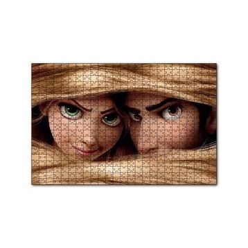 Cakapuzzle Rapunzel Ve Prens Saçların Arasında 120 Parça Ahşap Puzzle